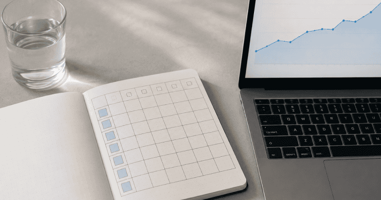 Notebook and laptop tracking nootropic effectiveness over a four-week testing protocol